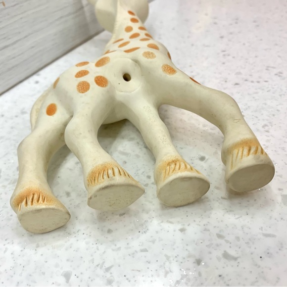 Sophie the giraffe Teether Toy - Picture 3 of 5